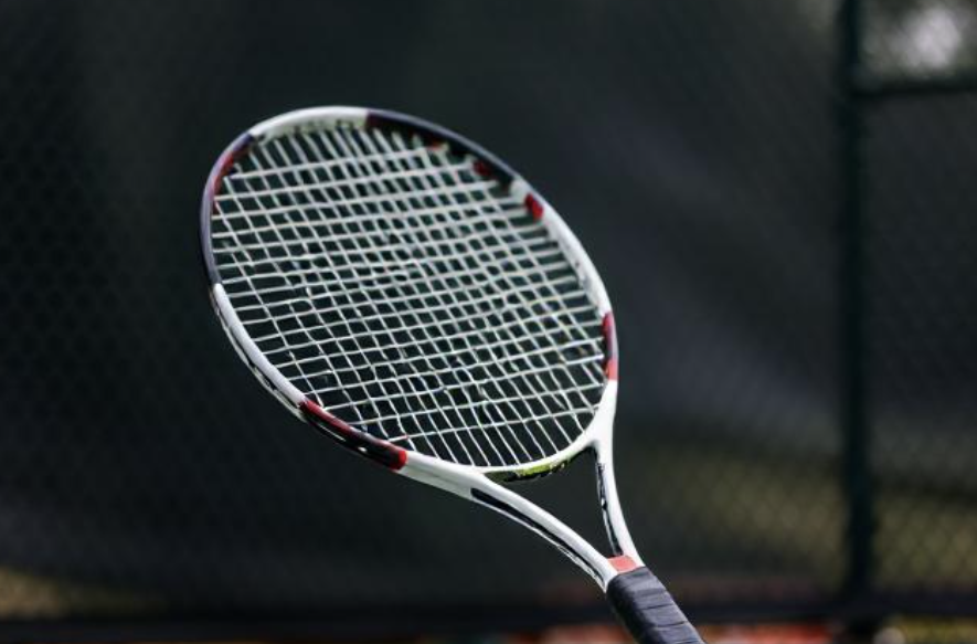 Tennis racket